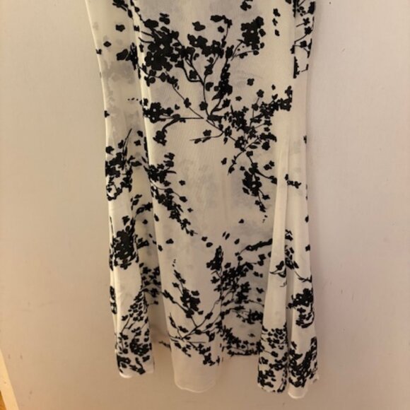 Fashion Nova Floral Print Mesh Mock Neck Maxi Dress, Sz L, NWOT - Picture 9 of 13
